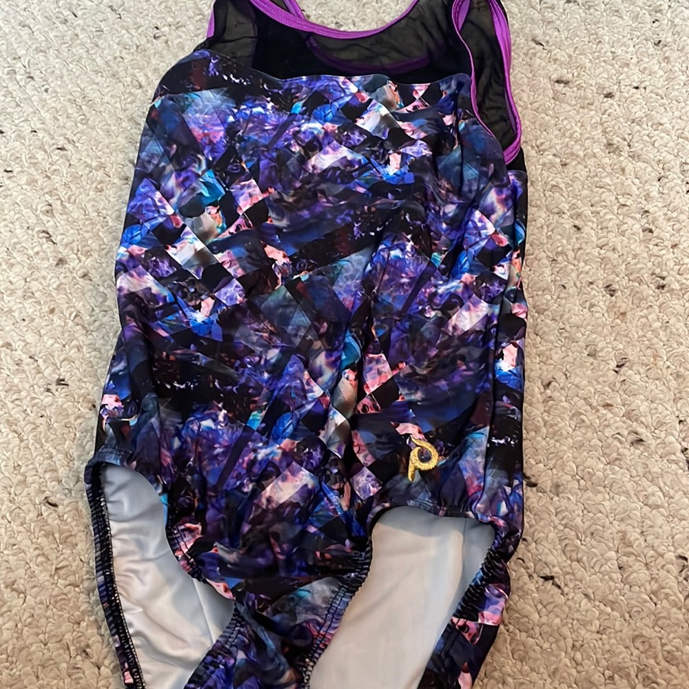 gymnastics leo